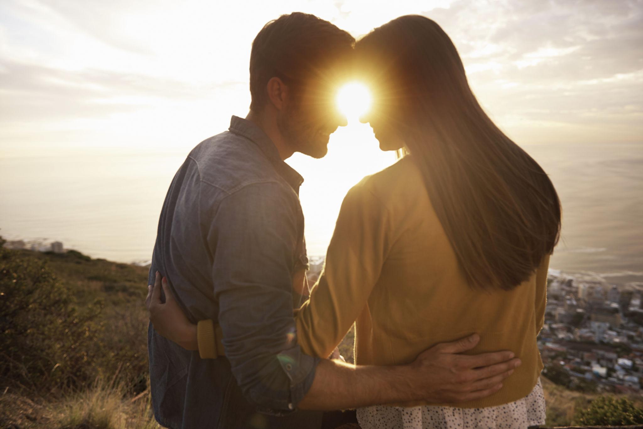 Art of Candid Couple Photography