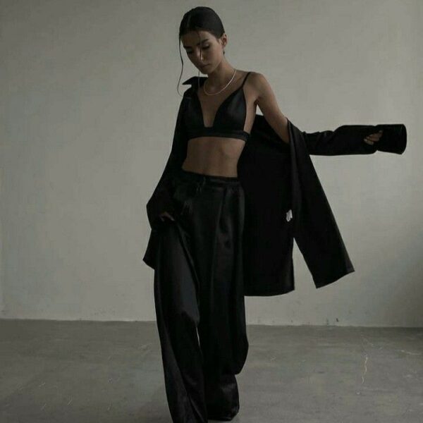 Models in Portfolio Shoots