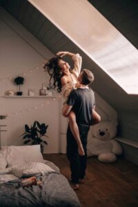 Romantic Photoshoot Ideas - the candid shoot