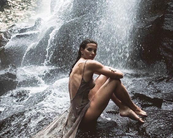 Top Tips for Empowering Bold Photography Poses