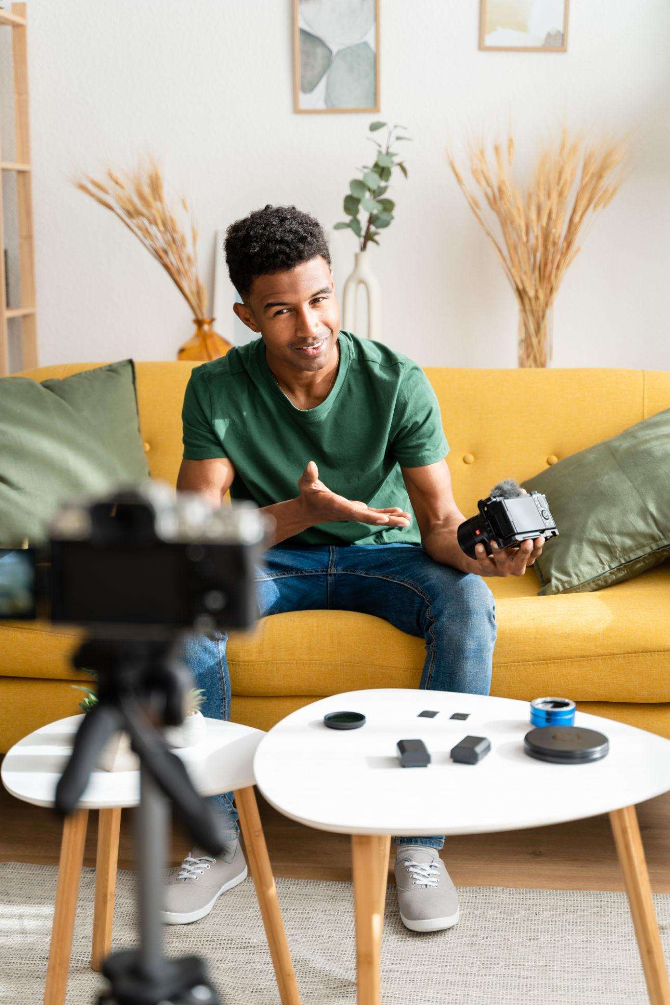 DJI Pocket 3 - Best Camera for YouTube Shorts & Reels