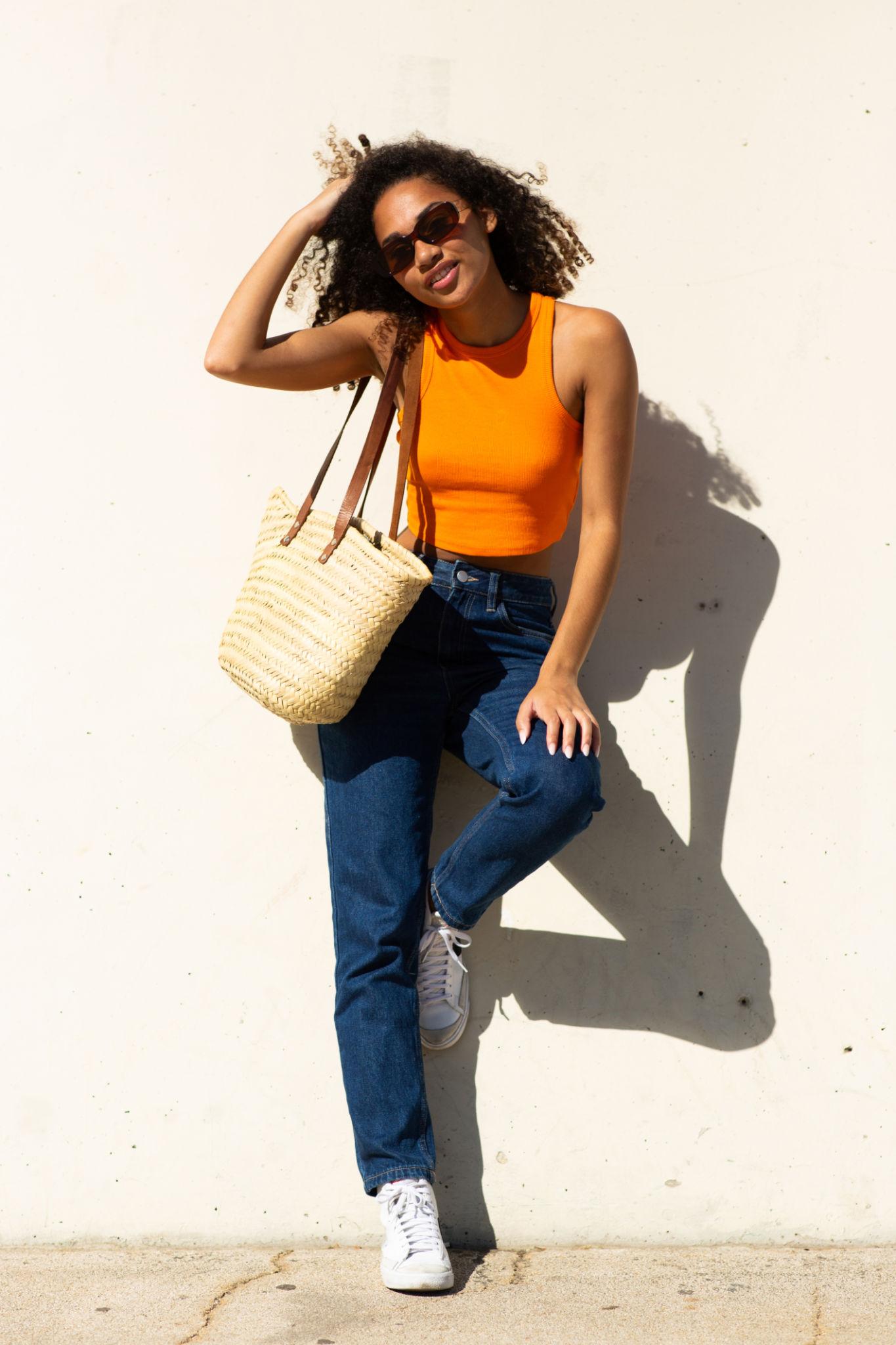 Leaning Pose - Best Fashion Photography Poses - The Candid Shoot
