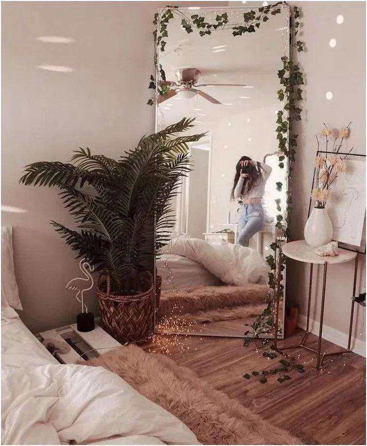 Mirror DIY Photoshoot - DIY Photoshoot Ideas