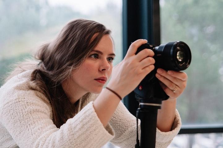 Natural Window Light Portraits - Best Creative Lighting Ideas for Home