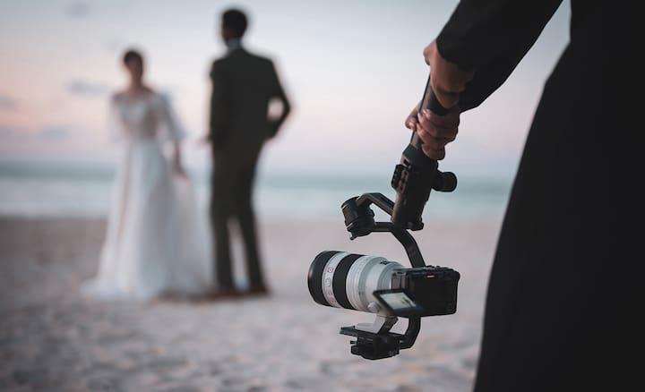 Sony A7 IV - Best Camera for Wedding Photography