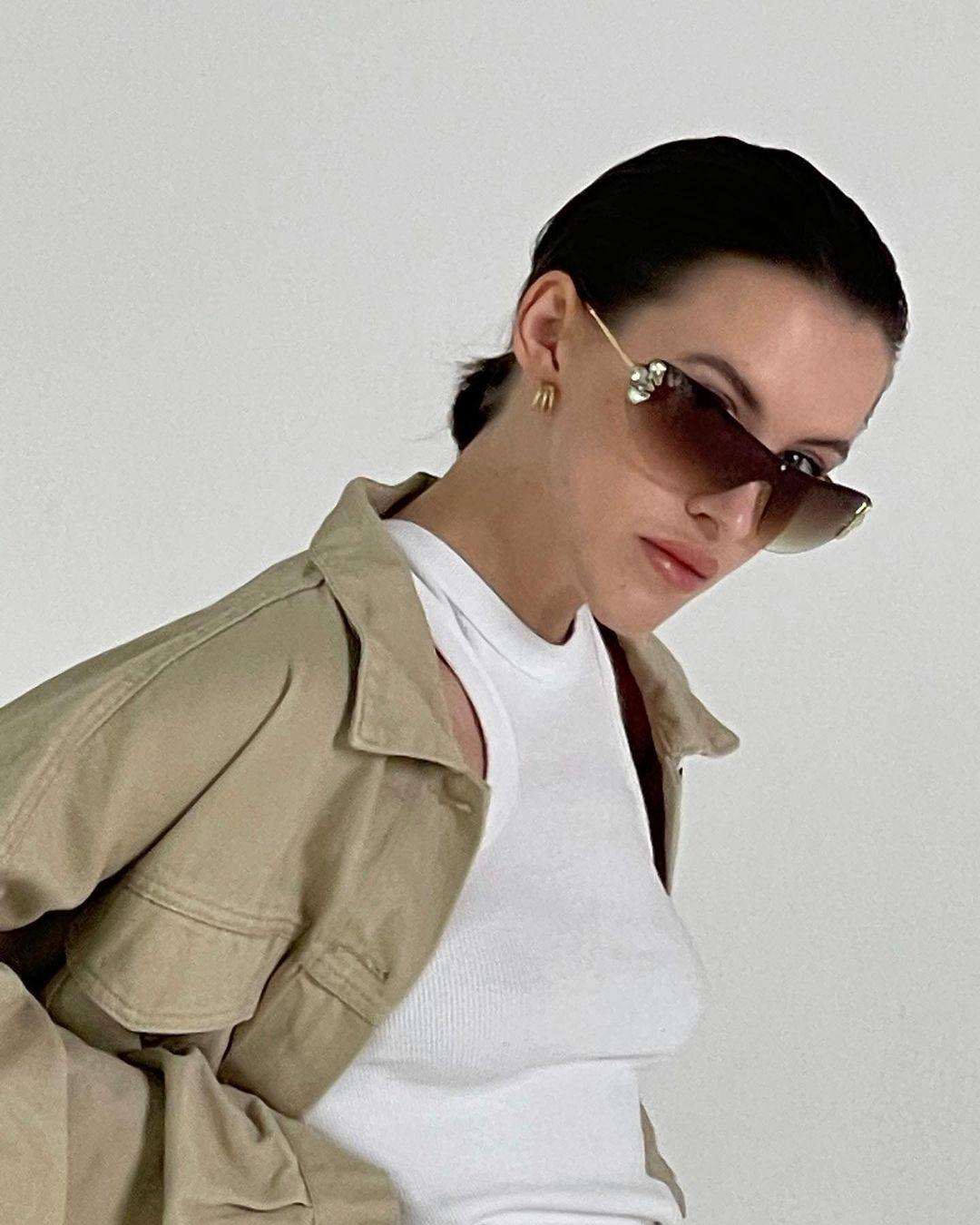 Sunglasses Pose - Instagram poses for girls