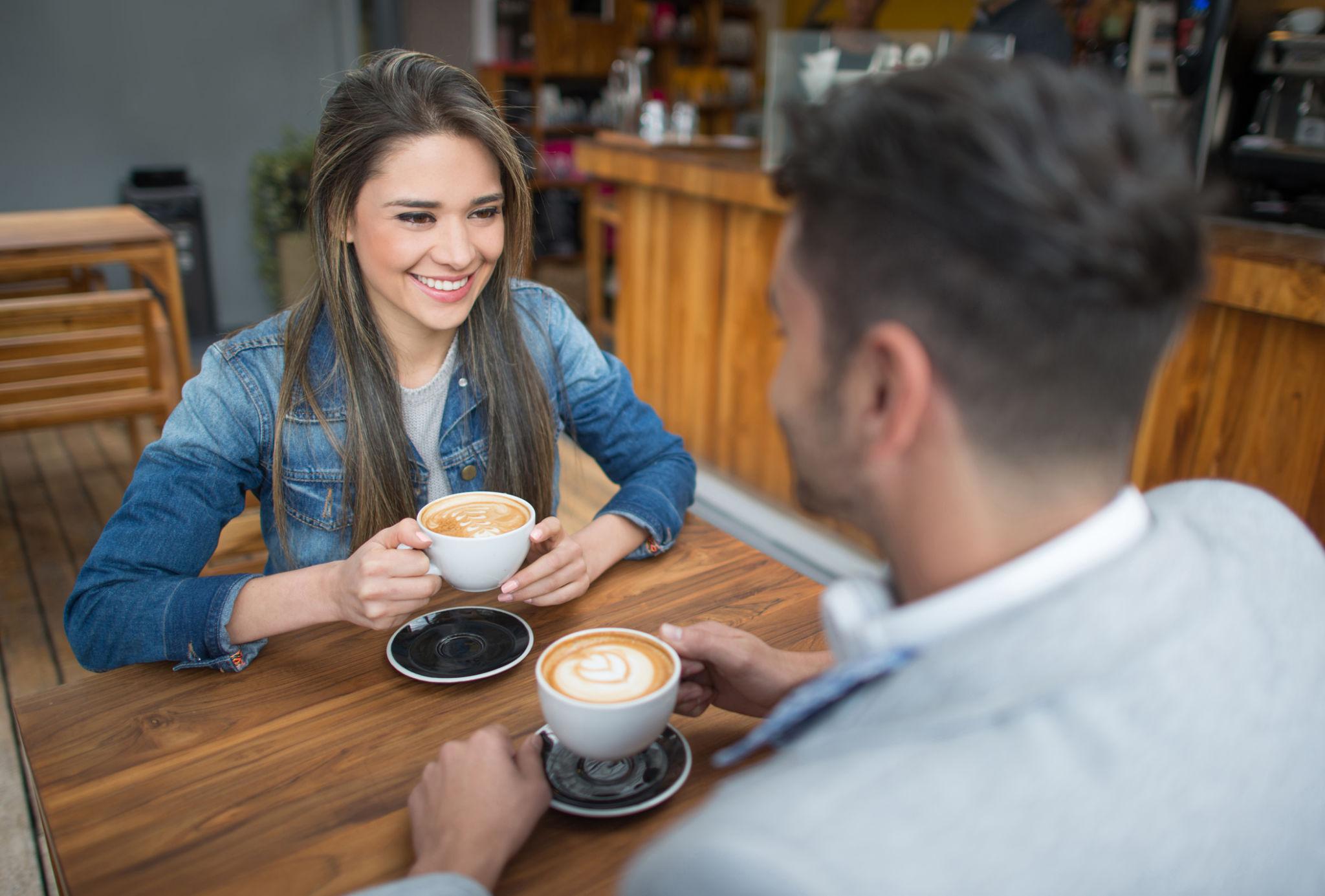 Cafe themed pre wedding photoshoot - Benefits of a pre wedding photoshoot