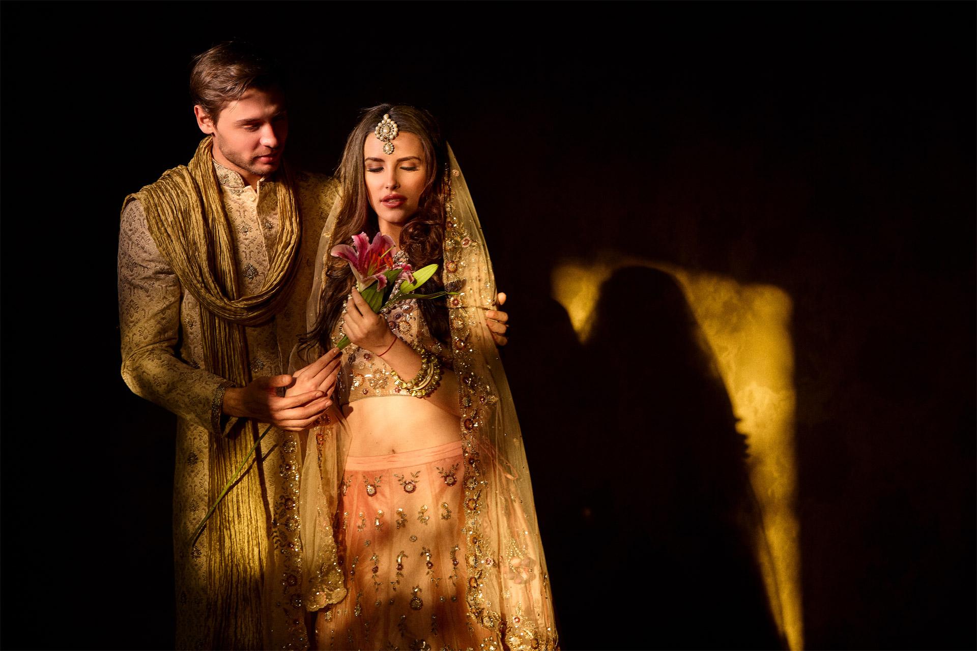 Natural pre wedding couple photography - Pre-Wedding Photoshoot Ideas