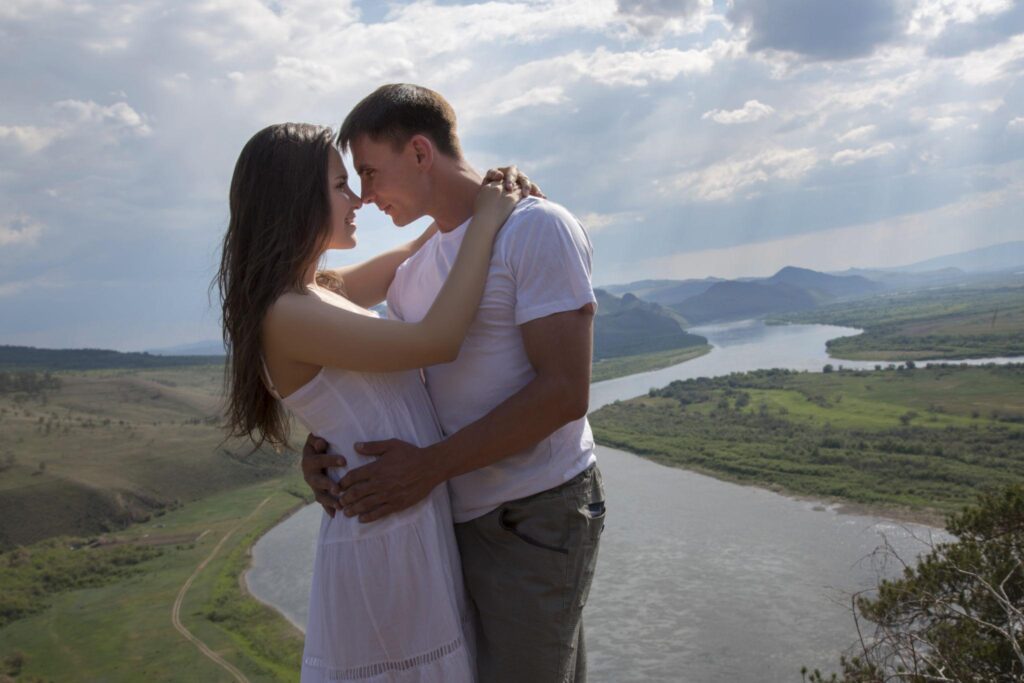 Romantic Couple Poses